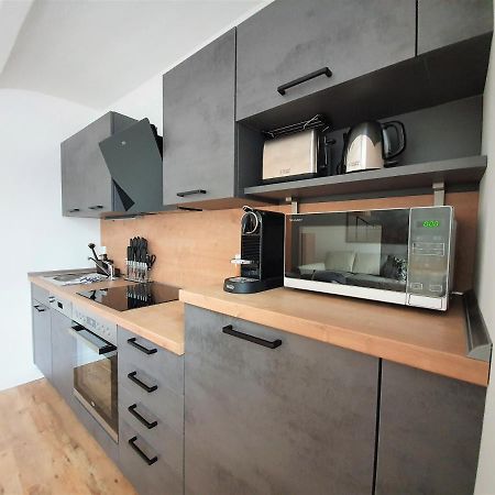 Pb Ferienwohnungen - Fewo 1 - Stilvoll Eingerichtetes Apartment Im Herzen Senftenbergs Екстер'єр фото