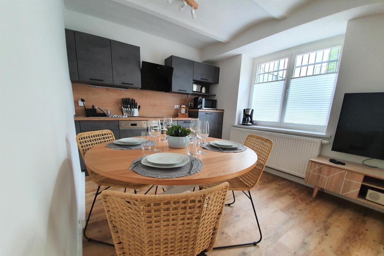 Pb Ferienwohnungen - Fewo 1 - Stilvoll Eingerichtetes Apartment Im Herzen Senftenbergs Екстер'єр фото