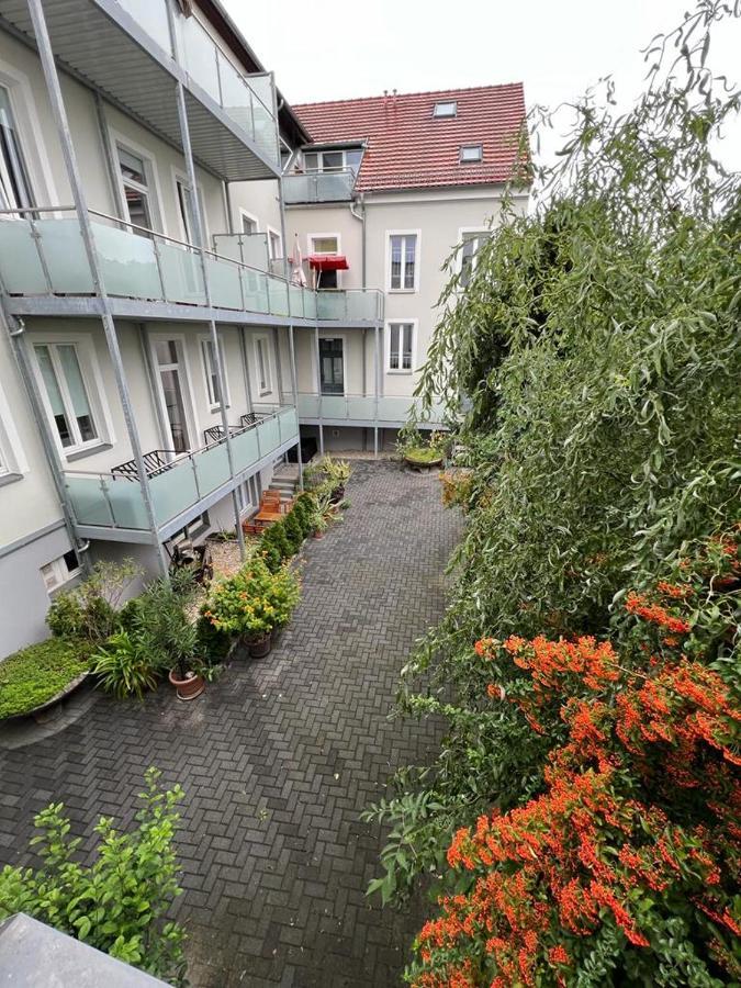 Pb Ferienwohnungen - Fewo 1 - Stilvoll Eingerichtetes Apartment Im Herzen Senftenbergs Екстер'єр фото